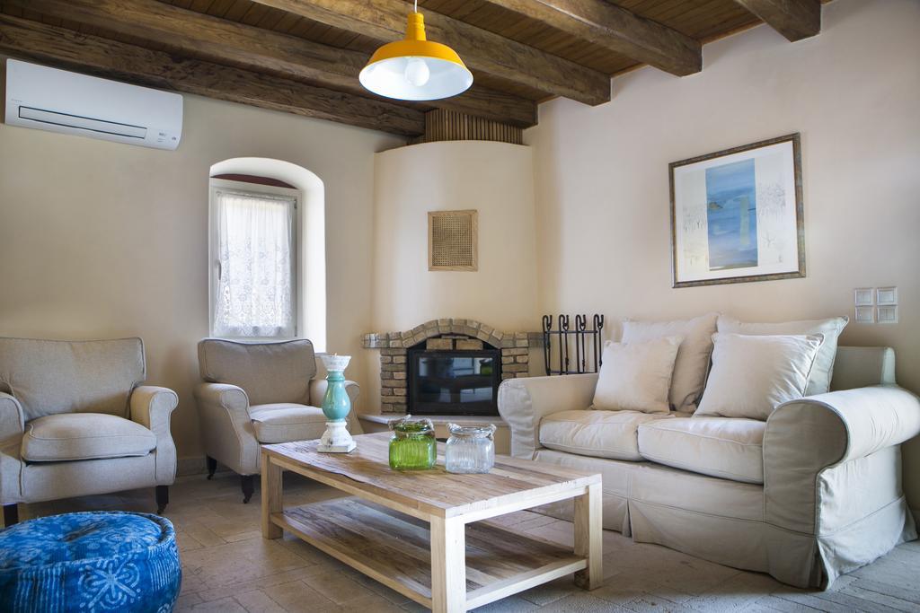 Iconic Villas - Villa Vada Agia Efimia Room photo